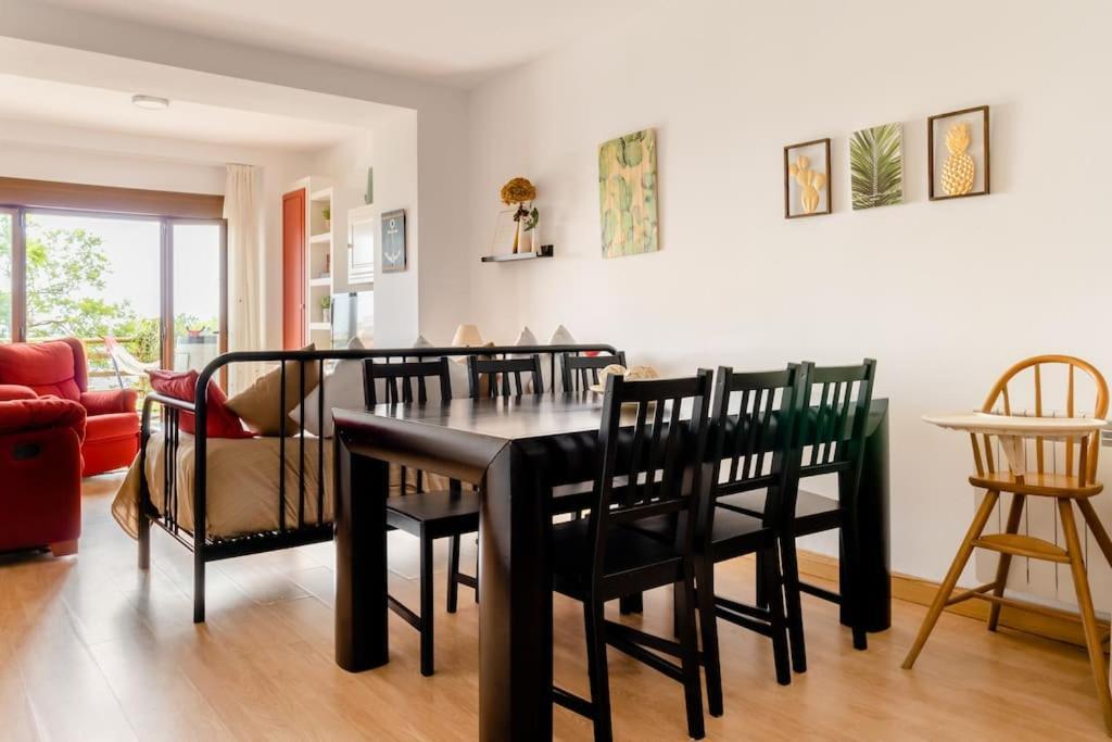 Casa De Las Flores - Apartamento Con Jardin Privado Frente A La Playa De Comillas Zewnętrze zdjęcie