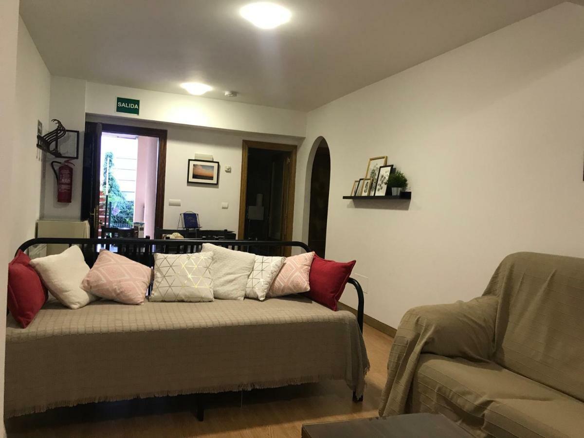 Casa De Las Flores - Apartamento Con Jardin Privado Frente A La Playa De Comillas Zewnętrze zdjęcie