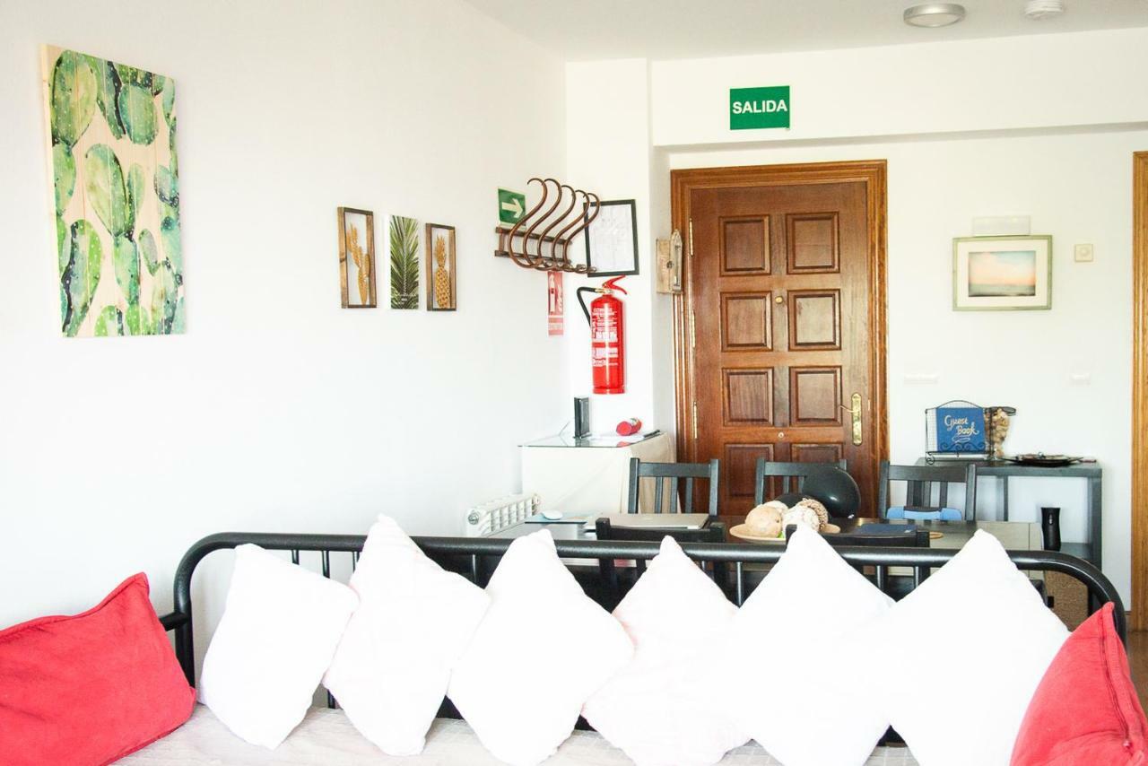 Casa De Las Flores - Apartamento Con Jardin Privado Frente A La Playa De Comillas Zewnętrze zdjęcie