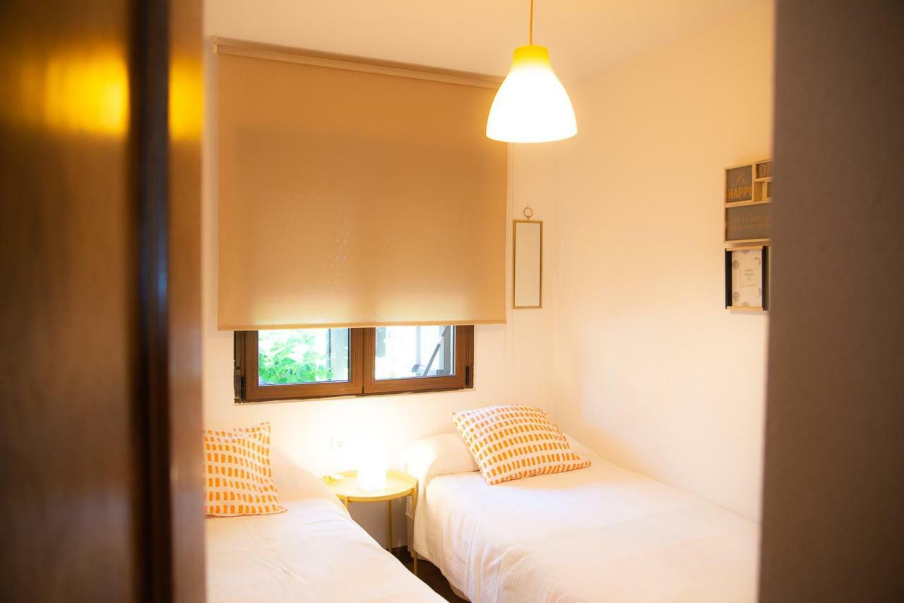 Casa De Las Flores - Apartamento Con Jardin Privado Frente A La Playa De Comillas Zewnętrze zdjęcie